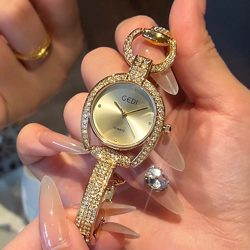 GEDI レディース星空デザイン中空ブレスレットウォッチ、絶 - Astral Watches & Jewelry Netanya Reviews のレビューと価格