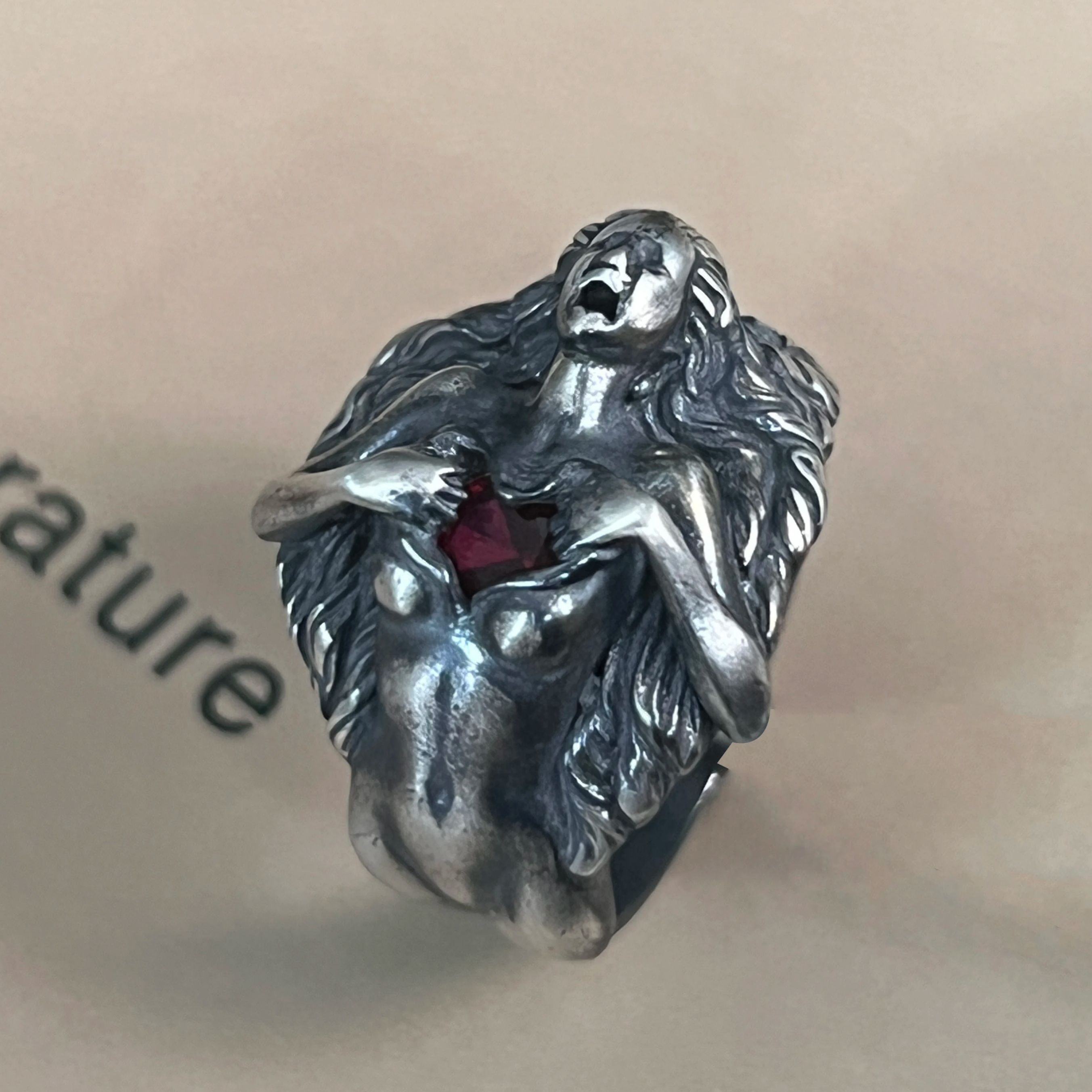 S925 シルバー パーソナリティ アダマンド イブ リング - Eve Jewelry & Watches Distribuidor Oficial Rolex のレビューと価格
